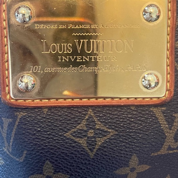 Louis Vuitton - Picture 9 of 16